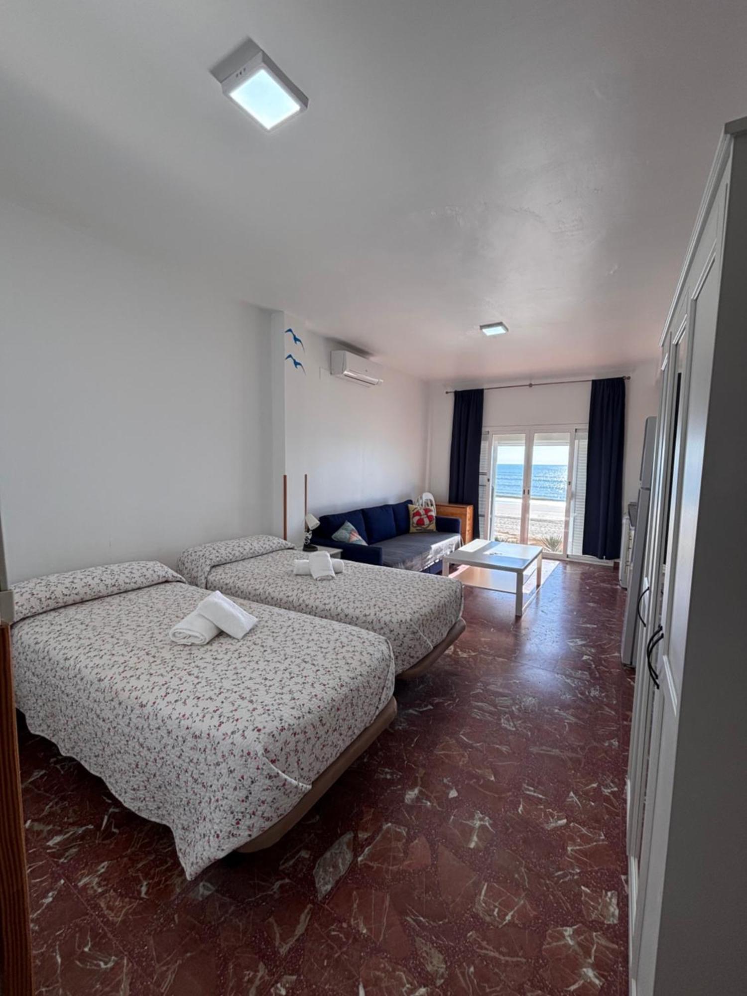 A La Orilla Del Mar Apartment Matalascanas Ruang foto